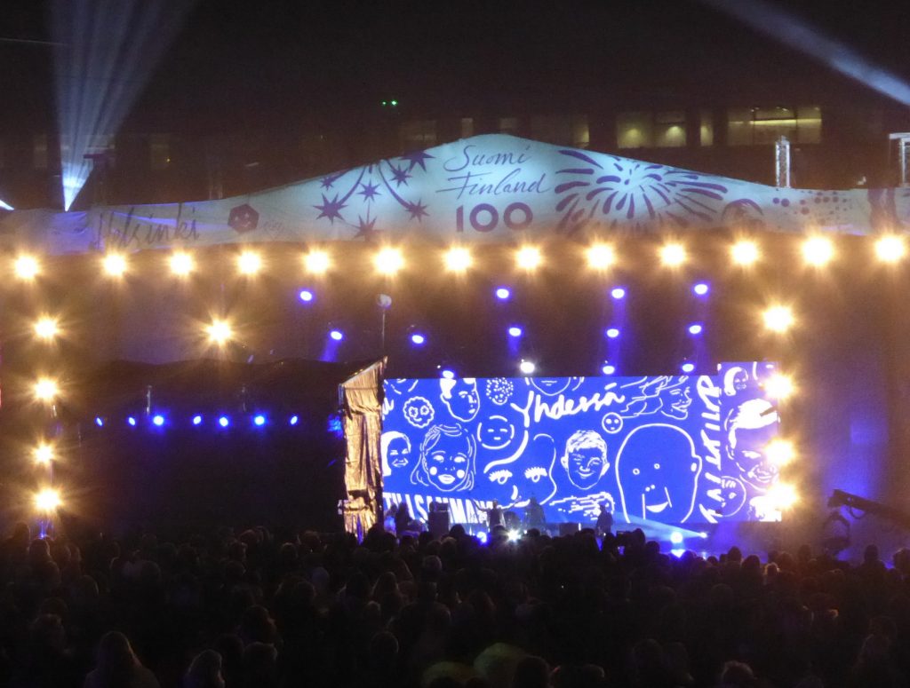 Hyvää Uutta Vuotta 2017 ja Suomi 100 vuotta!